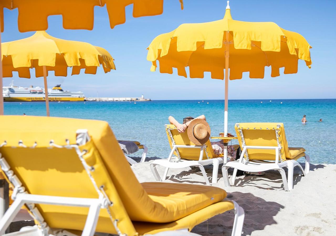 Langley Resort Napoleon Bonaparte LʼÎle-Rousse Dış mekan fotoğraf